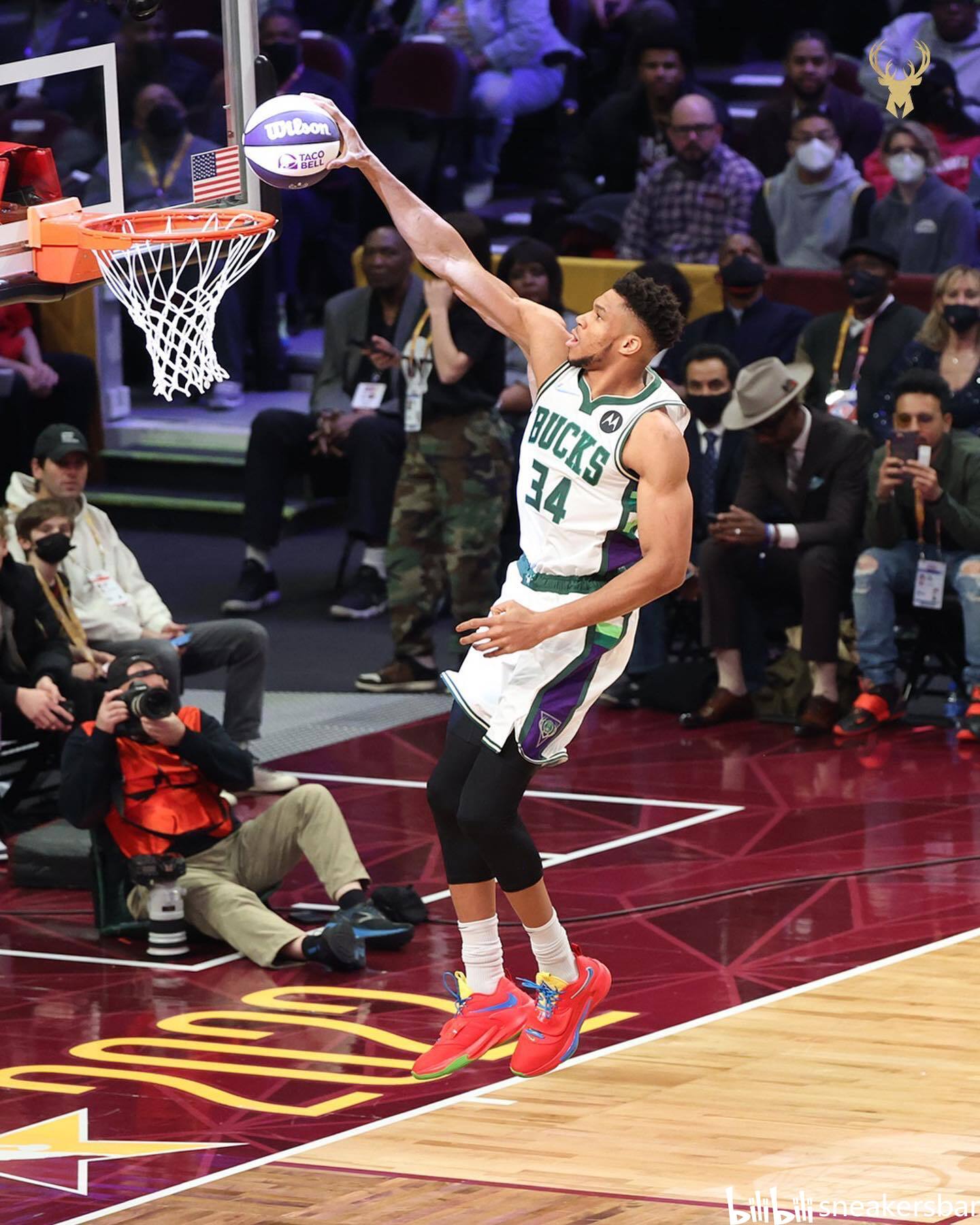 他在全场数 他在全场数